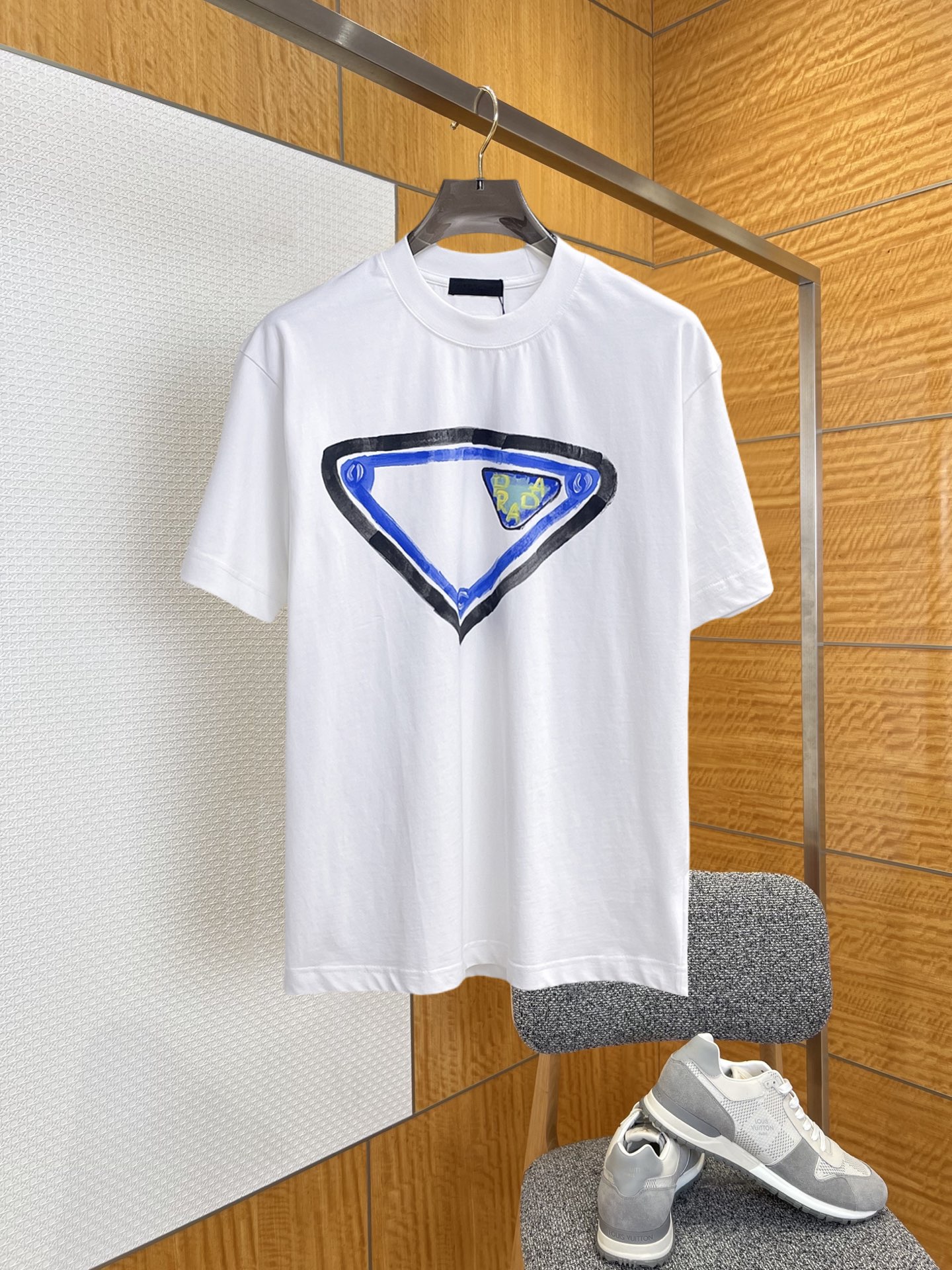 short sleeves